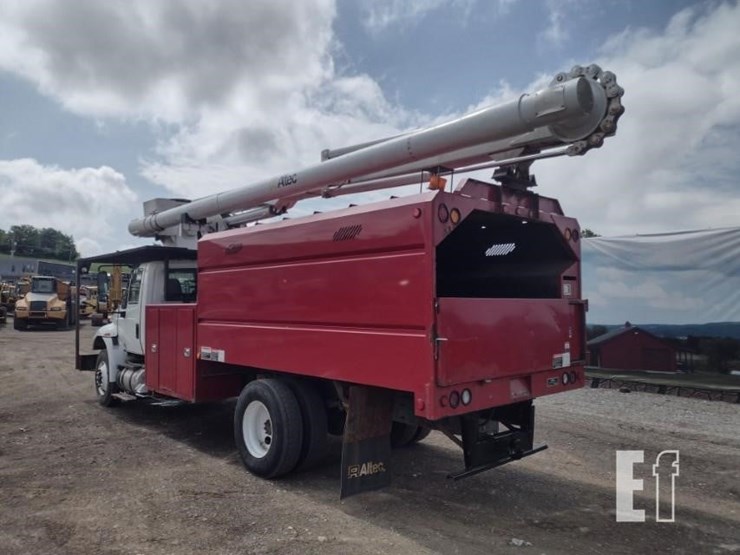 2017-international-durastar-4300-image-50