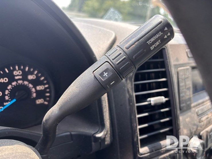 2016-ford-f150-xl-image-64