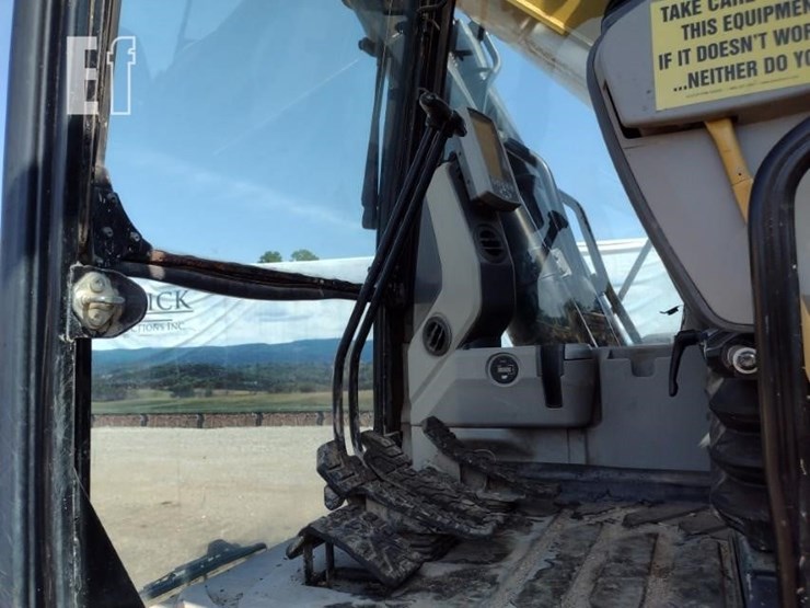 2011-caterpillar-336e-image-12