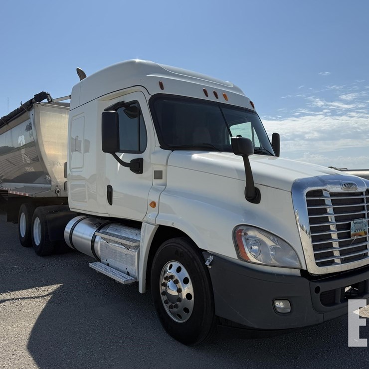 2014 FREIGHTLINER CASCADIA 125