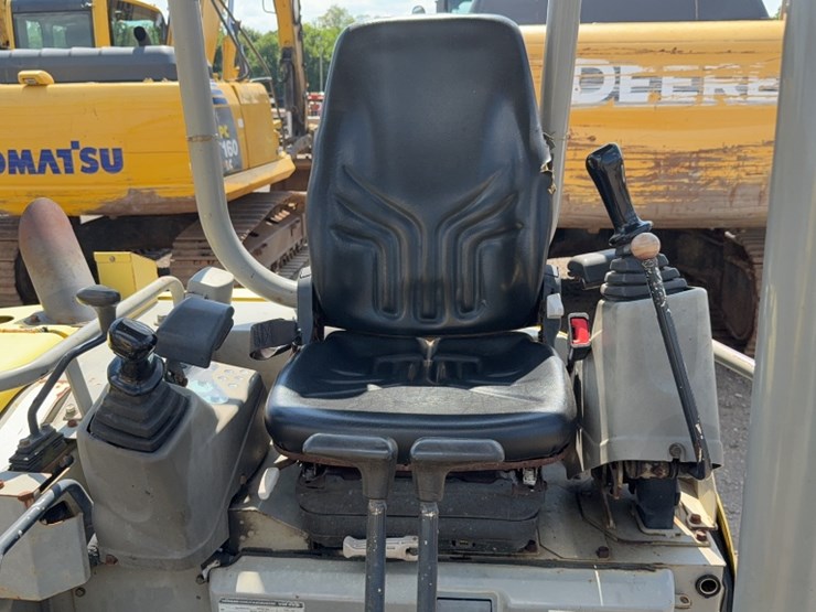 yanmar-vio55-image-14