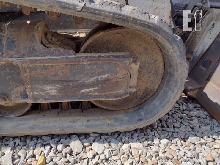 2019-bobcat-t595-image-31