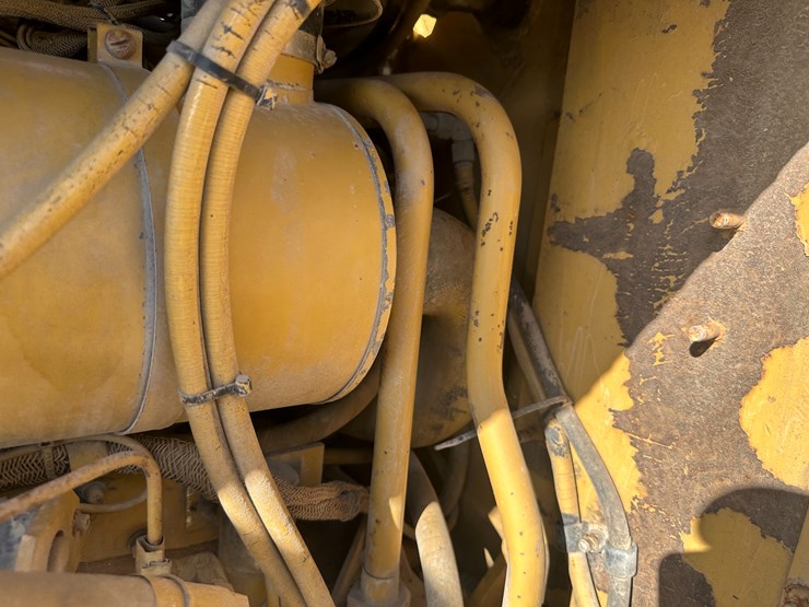 caterpillar-cb-434-image-43