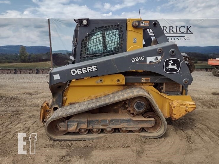 2020-deere-331g-image-1