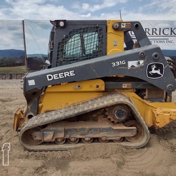 2020 DEERE 331G