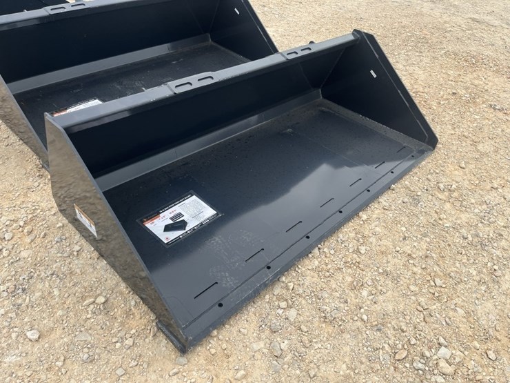 wolverine-78"-ss-track-bucket-image-1