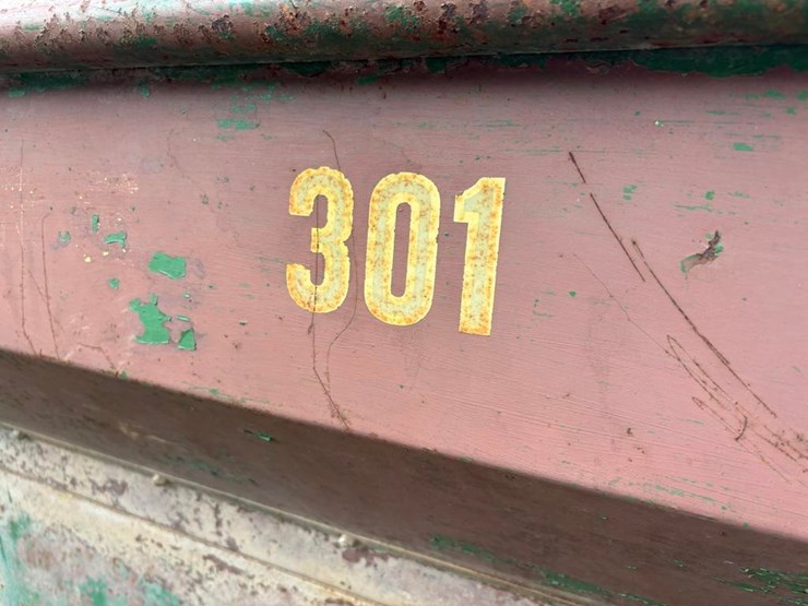 john-deere-301-image-4