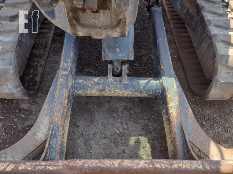 2013-hitachi-zx50u-5n-image-22