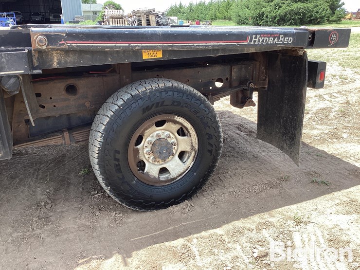 2008-chevrolet-silverado-3500-image-18