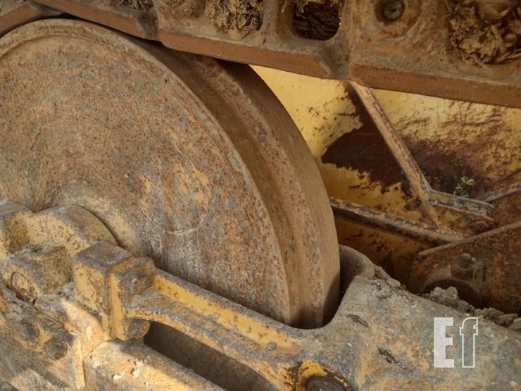 deere-550h-lt-image-23