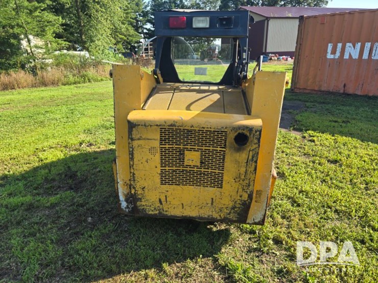 2015-john-deere-315-image-8