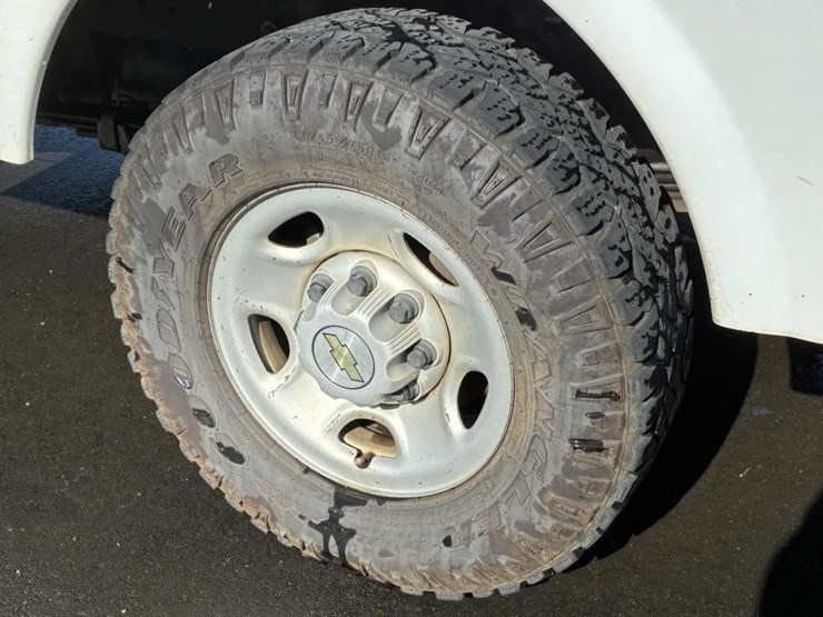 2005-chevrolet-silverado-2500-image-6