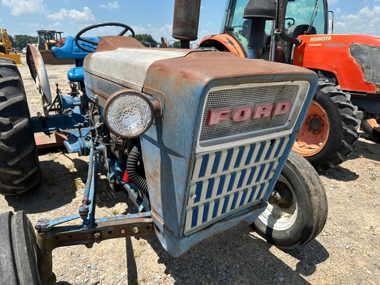 ford-3000-image-24