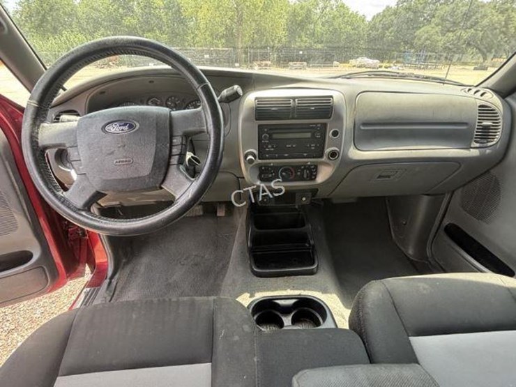 2011-ford-ranger-xlt-image-8