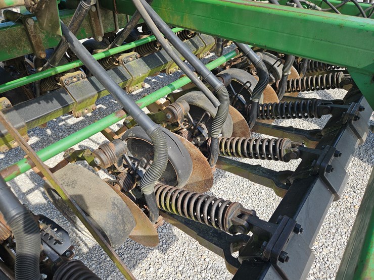 2001-john-deere-1560-image-4