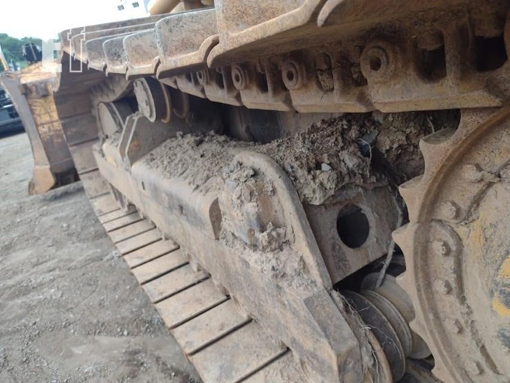 2006-deere-700j-lt-image-23