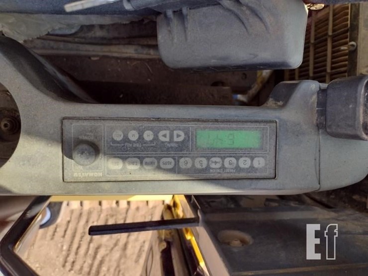 2012-komatsu-pc200-image-12
