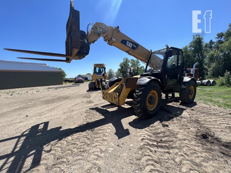 caterpillar-th514-image-2