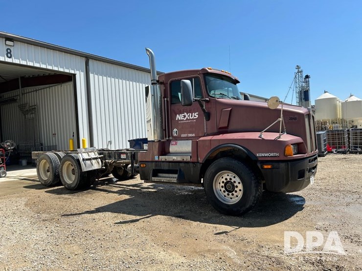 1995-kenworth-t600-image-9