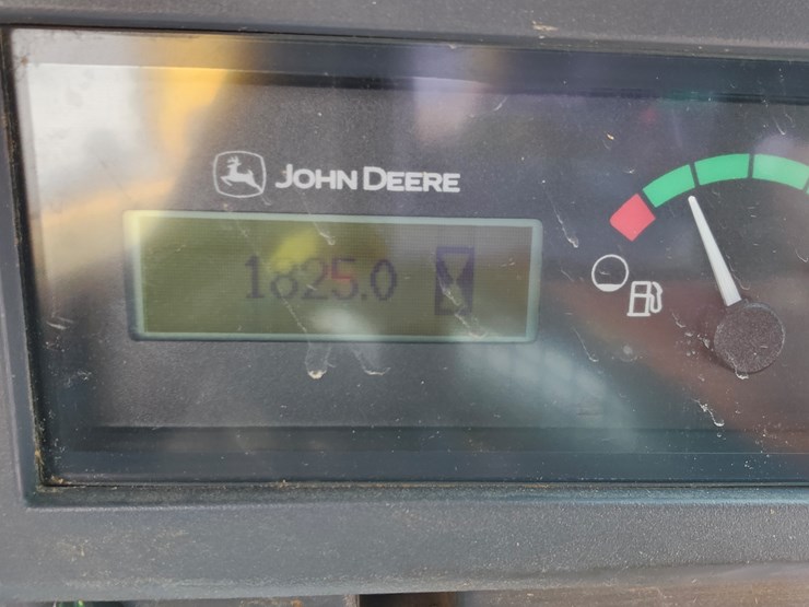 2020-deere-317g-image-12