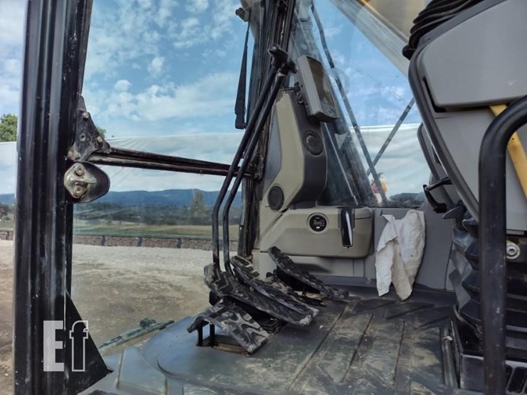 2013-caterpillar-329el-image-12