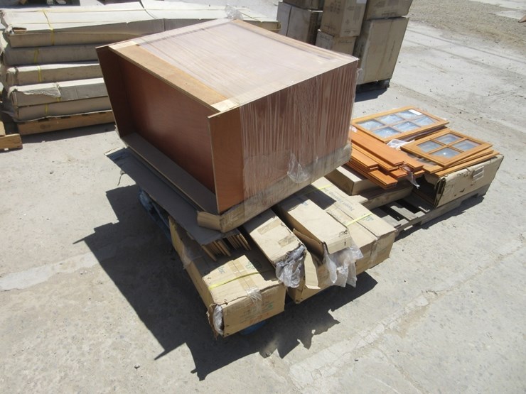 (2)-pallets-of-misc-home-improvement-items,-image-3