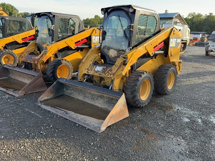 caterpillar-246d-image-1