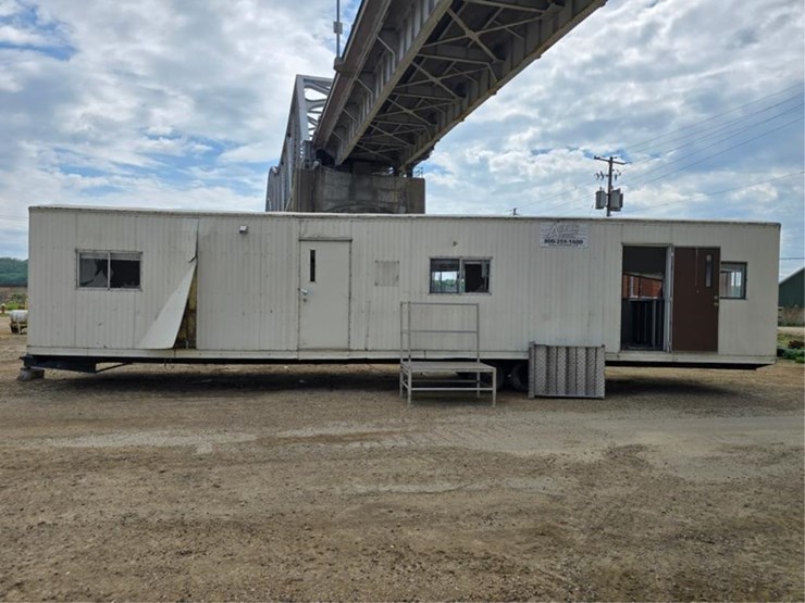 #2617-•-mobile-office-trailer-image-2