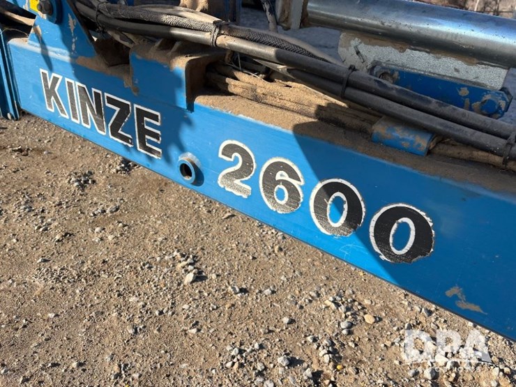 kinze-2600-image-11