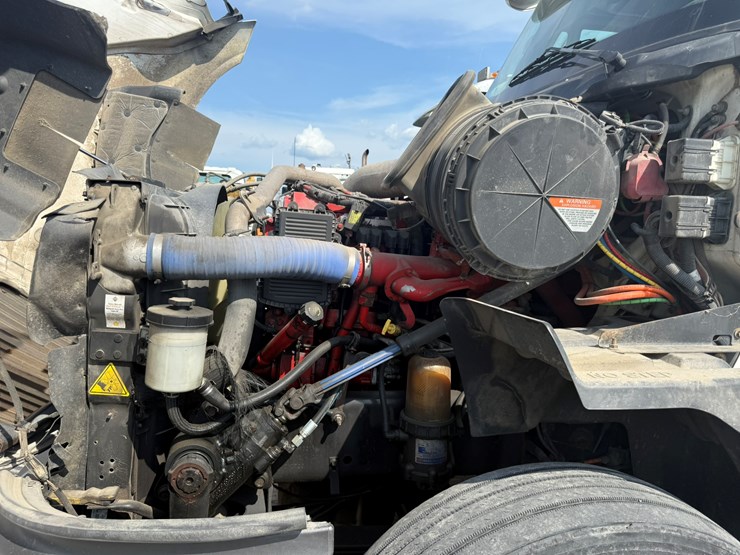 2010-international-prostar-image-62