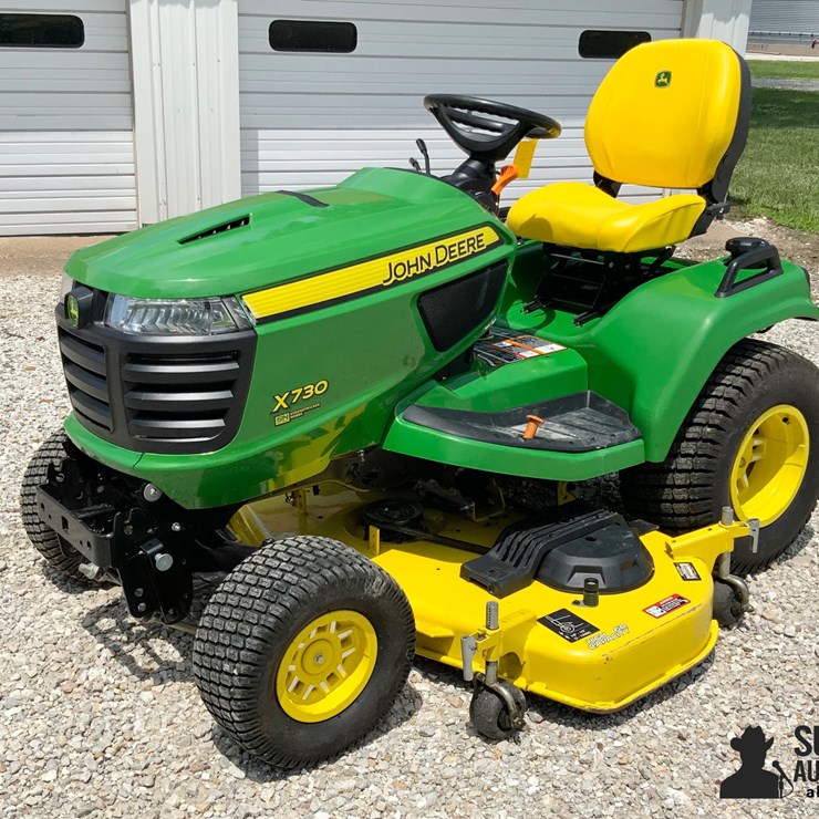 2021 JOHN DEERE X730