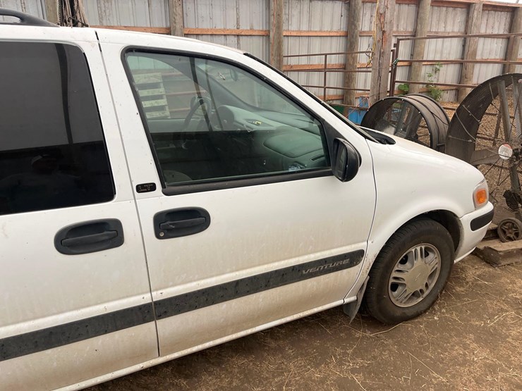 2000-chevrolet-venture-image-25