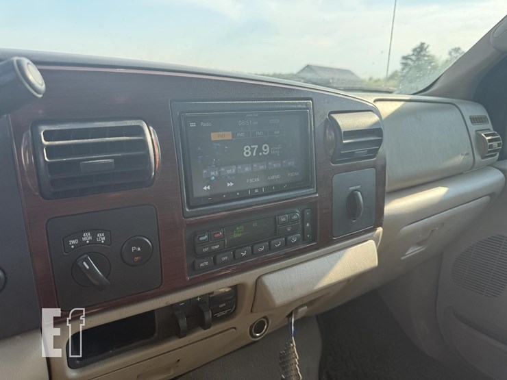 2005-ford-f350-image-8