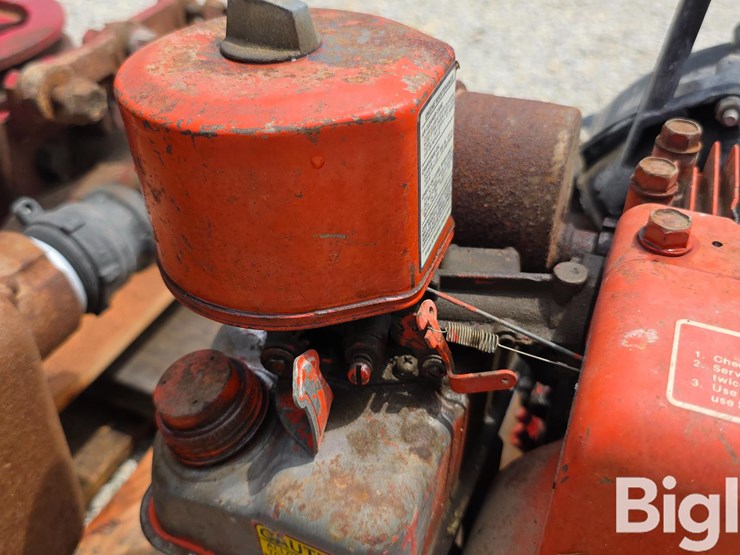 homelite-gas-powered-pump-image-10