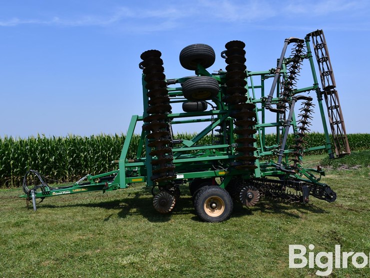 great-plains-3000tm-image-8