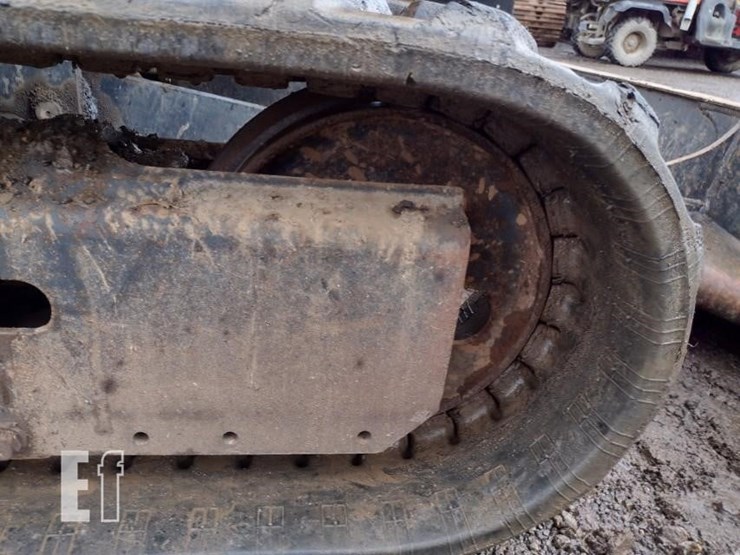 2007-deere-35d-image-43