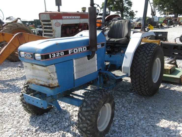 ford-1320-image-2