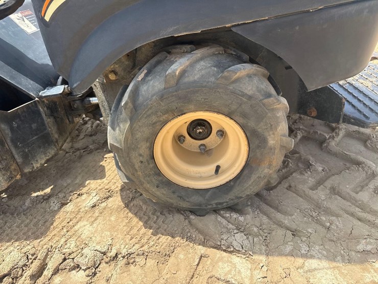 ditch-witch-r300-image-9