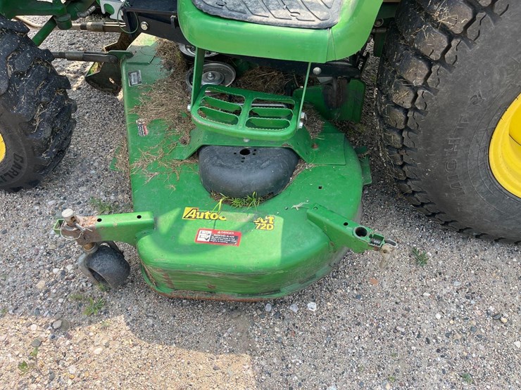 john-deere-3033r-image-44