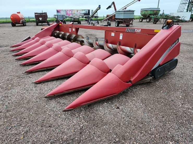 2008-case-ih-3208-image-1