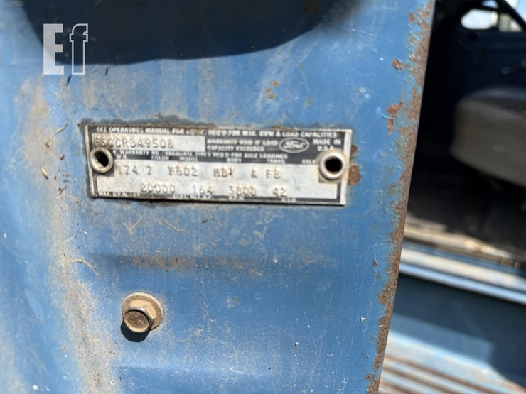 1967-ford-600-image-12