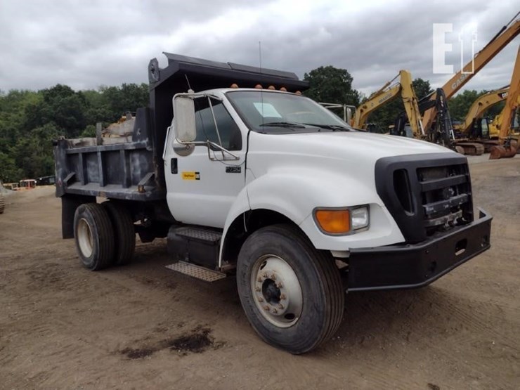 2007-ford-f750-xl-image-29
