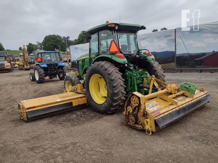 2015-john-deere-6105d-image-48