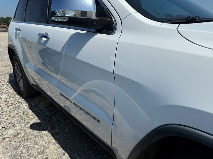 2015-jeep-grand-cherokee-image-12