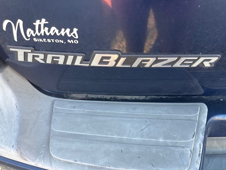 2003-chevrolet-trailblazer-image-8