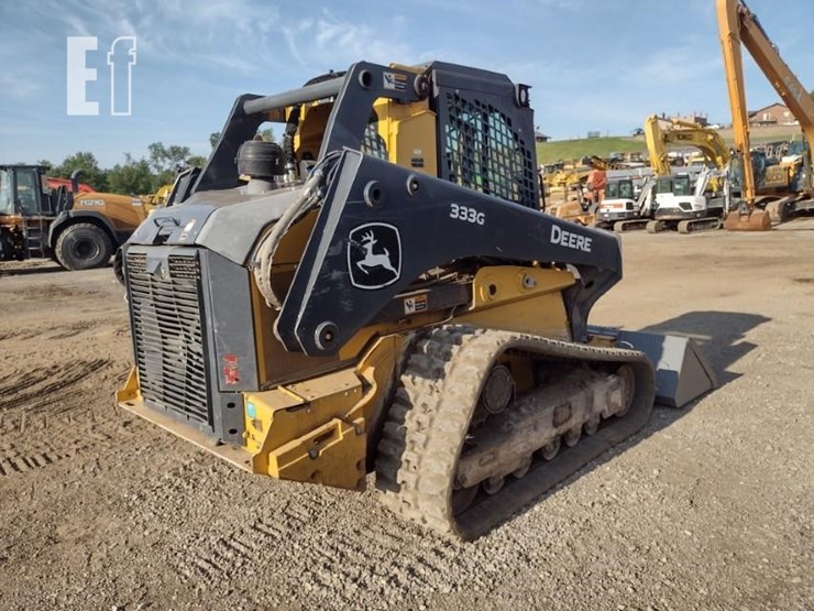 2022-deere-333g-image-39