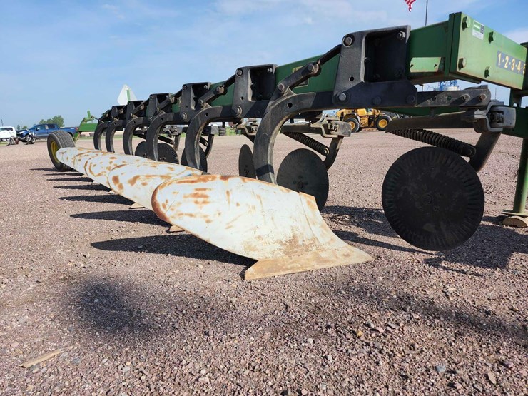john-deere-2700-image-5