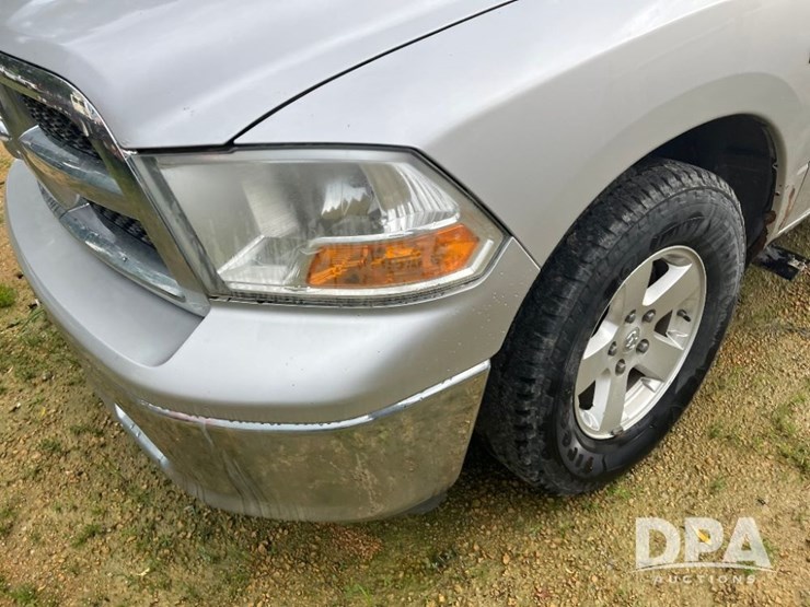 2012-dodge-ram-1500-image-21