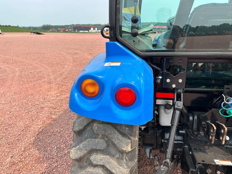 2020-new-holland-boomer-40-image-19