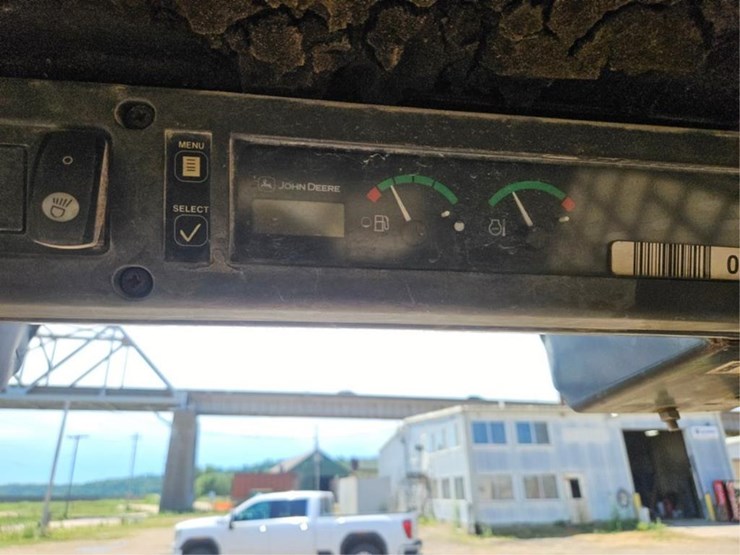 deere-ct332-image-24